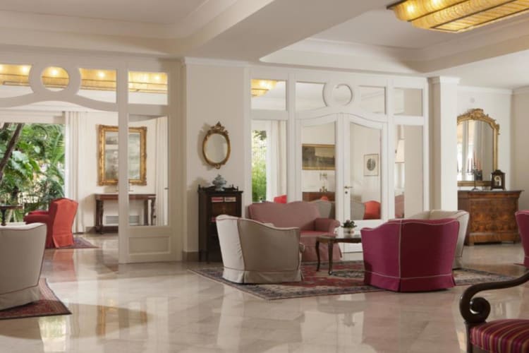 Lounge area